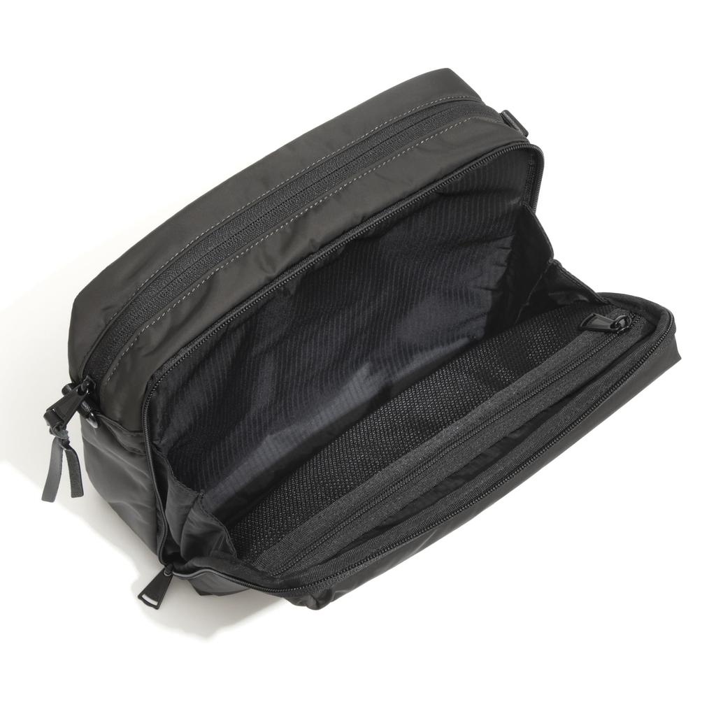 Untrac CITY DS 6L Lightweight Shoulder Horizontal 60392 Two-Compartment Bag, Style, Men's, Gray, No.