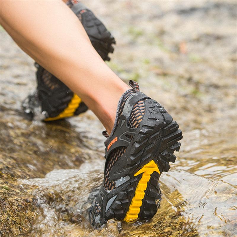 Men Quick Dry Breathable Barefoot Slip On Water Shoes for Outdoor Hiking Wading Beach Surfing Swimming Diving Yoga Activities