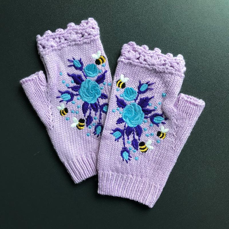 Cute Vintage Embroidery Knitted Gloves Bee Half Finger Fingerless Gloves Korean Style Warm Winter Wool Gloves Outdoor