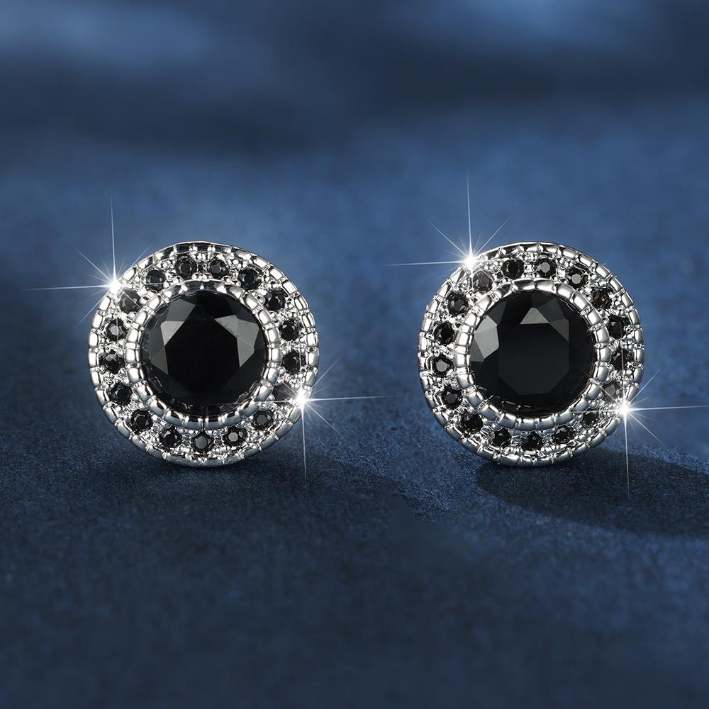 

Новые круглые серьги с бриллиантами полной огранки, с женской микро-инкрустацией белыми бриллиантами и белыми краями, стильные и высококлассные, универсальные