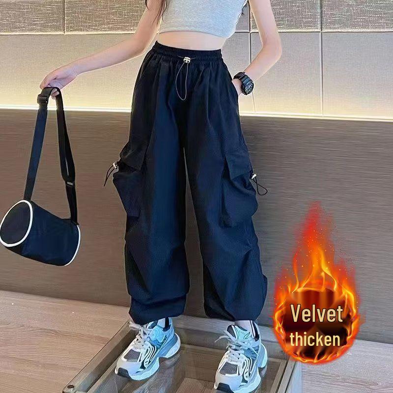 Girls' Autumn/Winter Velvet Cargo Sweatpants with Big Pockets - Trendy and Warm Style