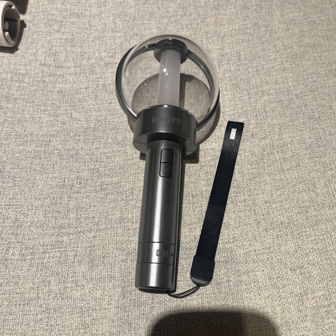 

[Б/У] ENHYPEN Серебристый лайтстик с сумкой для хранения