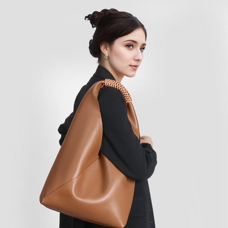 Large-capacity Genuine Leather Women's Bag Ladies' Hand Bag,Shoulder Bag Fashionable Commuting Tote Bag Casually