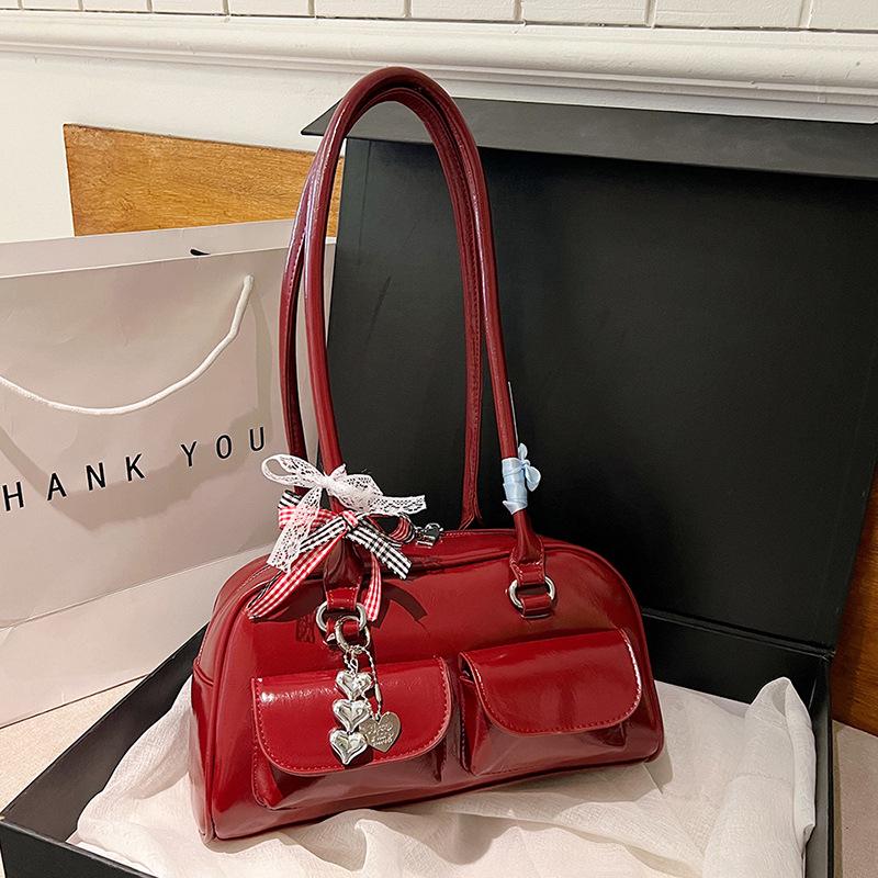 

Універсальна сумка-тоут Boston на плече - Носіння під пахвою