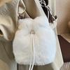 Autumn New Bucket Bag High-value Women's Single-shoulder Crossbody Simple Casual Chain Fashionable and Cute Plush Bag