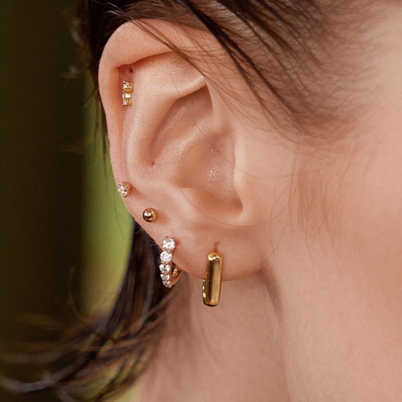 ANIA HAIE Gold Dome Oval 925 Silver Ring Earrings E061-11G