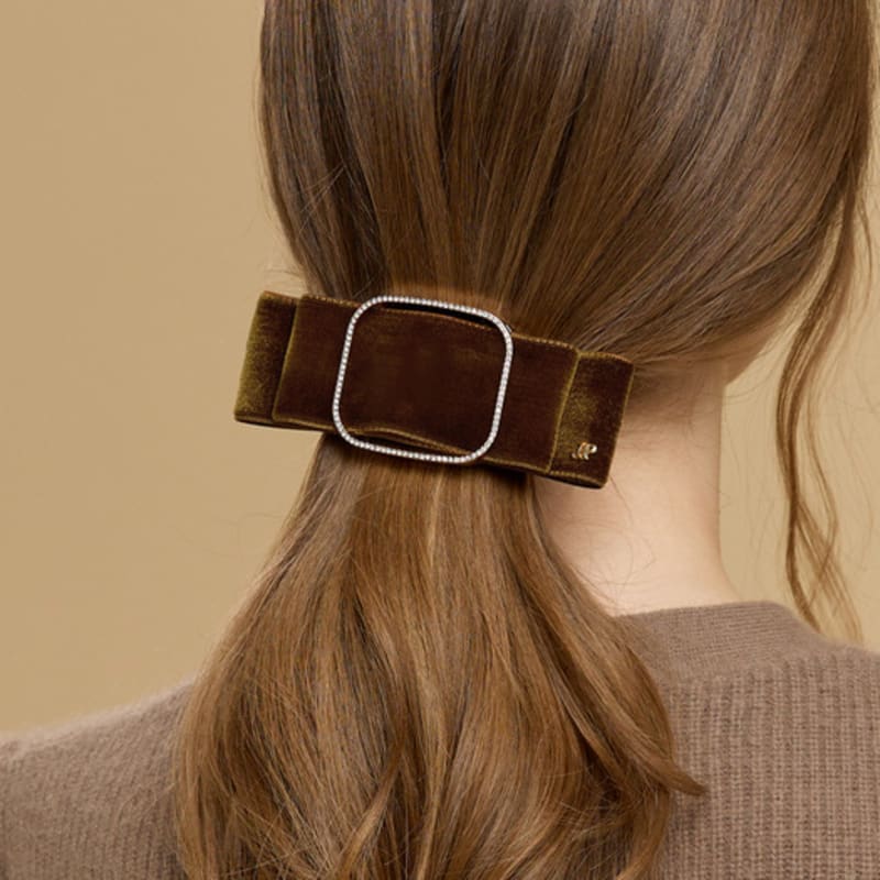 

Jean Paul Clarisse Minute Square Velvet Ribbon Pin JP-24-467AB Navy