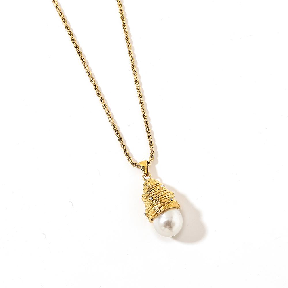 Yingtai Stainless Steel Women's Necklace with Imitation Pearl and 18k Gold Vacuum Plating