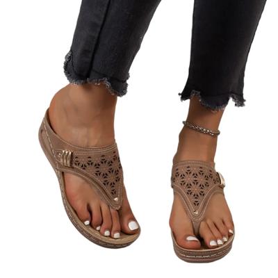 Fashion SyfIyno Summer Women's Wedge Sandals Clip Toe Orthopedic Arch Support Sandals Woman Pu Leather Non-Slip Soft Platform Flip Flops