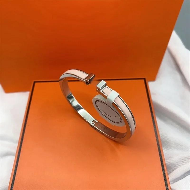 2025 Nouveau Bracelet Couple Simple Polyvalent Bracelet Mode Bracelet Bijoux Cadeau pour Petite Amie Cadeau à Choisir Absolument