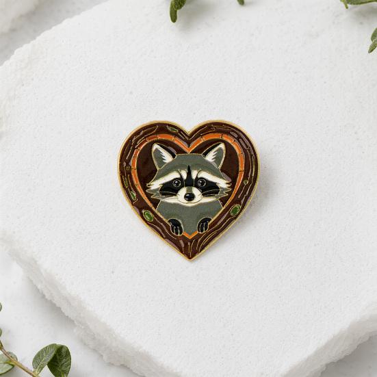 Brooch Pin, Forest Animals Heart-Shaped Brooch, Thickened Zinc Alloy Badge, Enamel Paint Tree Hole Secure Pin for Coat Hat Backpack Gift