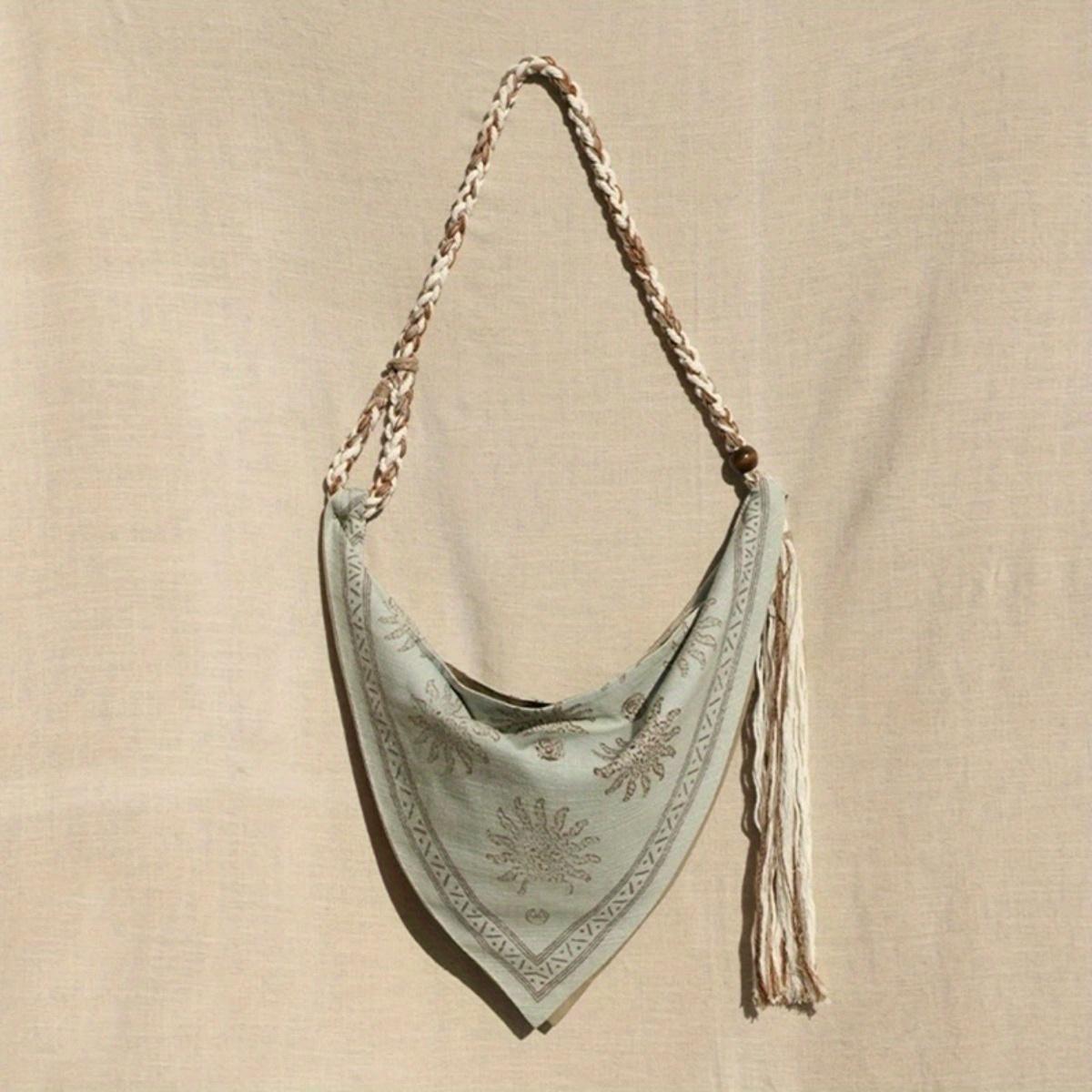 

Bohemian Style Triangular Crossbody Bag - Women s Lace Rope Shoulder Bag, Chic Tassel Handbag, Casual Cotton Summer Festival and Beach Bag світло-зелений колір