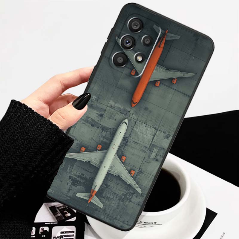 Fashion airplane pattern For Samsung A73 A72 A71 A55 A54 A53 A52 A51 A13 A22 A16 A15 A12 A14 A26 A07 5G Black Phone Case