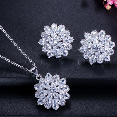 Bijoux Populaires Tempérament Plein de Diamants Zircon Rose Boucles d'Oreilles Puces Boucles d'Oreilles Flocon de Neige Boucles d'Oreilles Simples