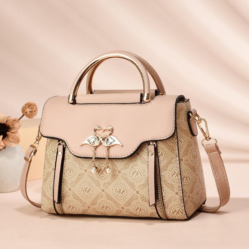 Gift handbag trendy fashion shoulder bag versatile shoulder messenger new women's large capacity