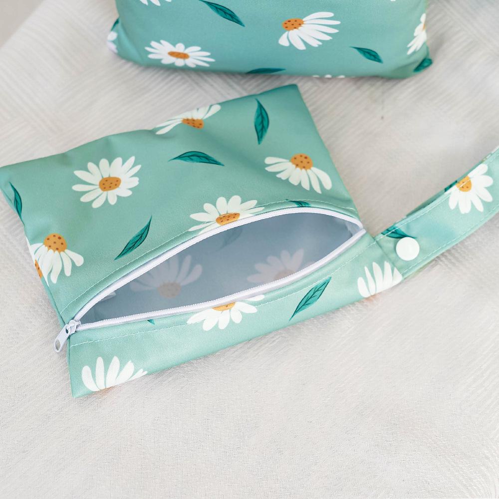 3-Piece Cute Travel and Storage Bag Set: Dustproof Hanging Bag, Clothes Organizer, Diaper & Miscellaneous Bag