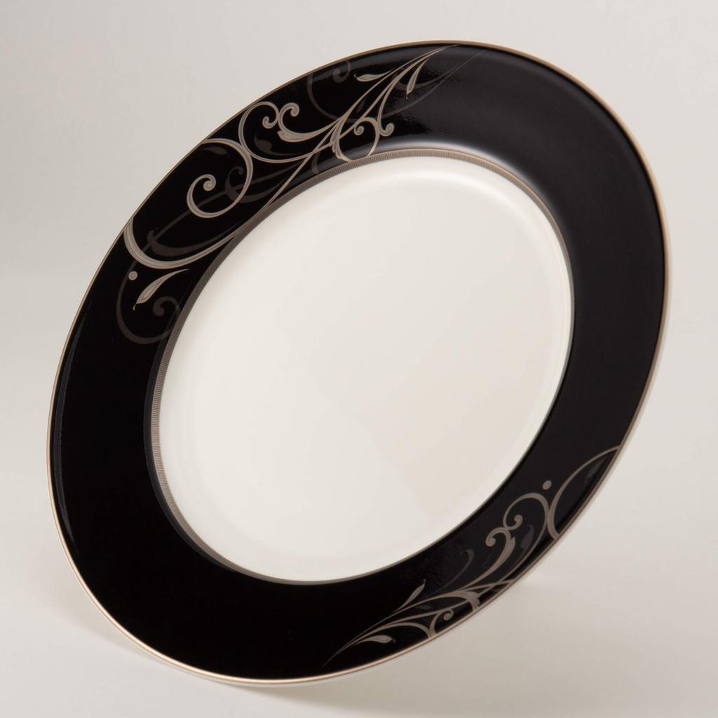 NARUMI Plate Black Platinum Arabesque 27cm Black Stylish A La Carte Plate Dinner Flat Plate Made In Japan 51639-1557