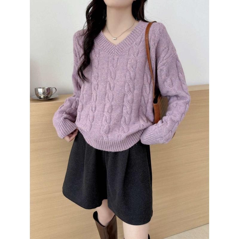 Autumn and winter new retro sweater women's loose and simple wind twist pullover V-neck long-sleeved small bottoming knitted sweater