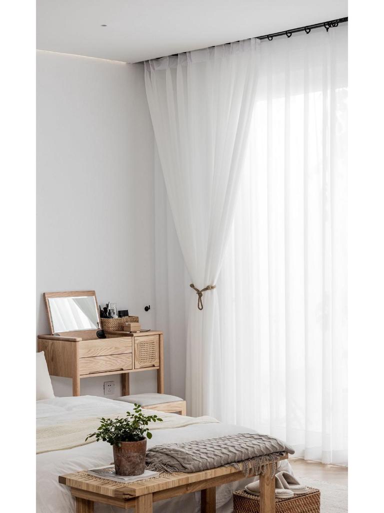 Weather-Resistant White Window Screen: Waterproof, Oilproof, Stainproof, Opaque, Light-Transmitting Gauze for Indoor/Outdoor Use