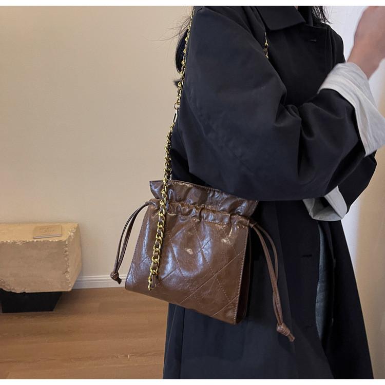 IELGY Soft Leather Drawstring Bucket Bag Retro Chain Shoulder Crossbody Fashion Embroidery Thread Pouch