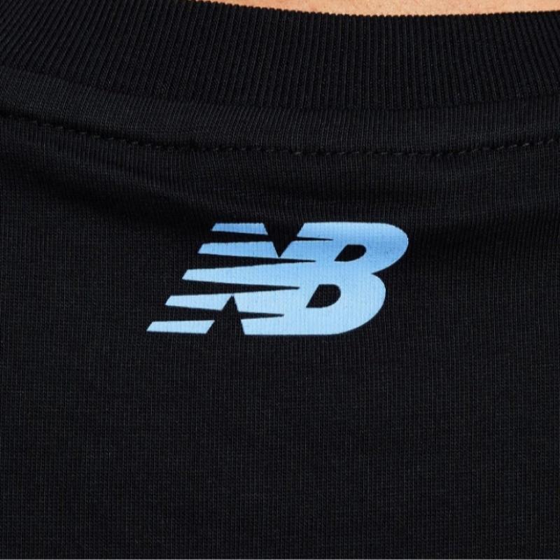 New Balance Tee Kqj Nbnee22533 19 Common Nbsc Short Sleeve Tee  Semi Ove