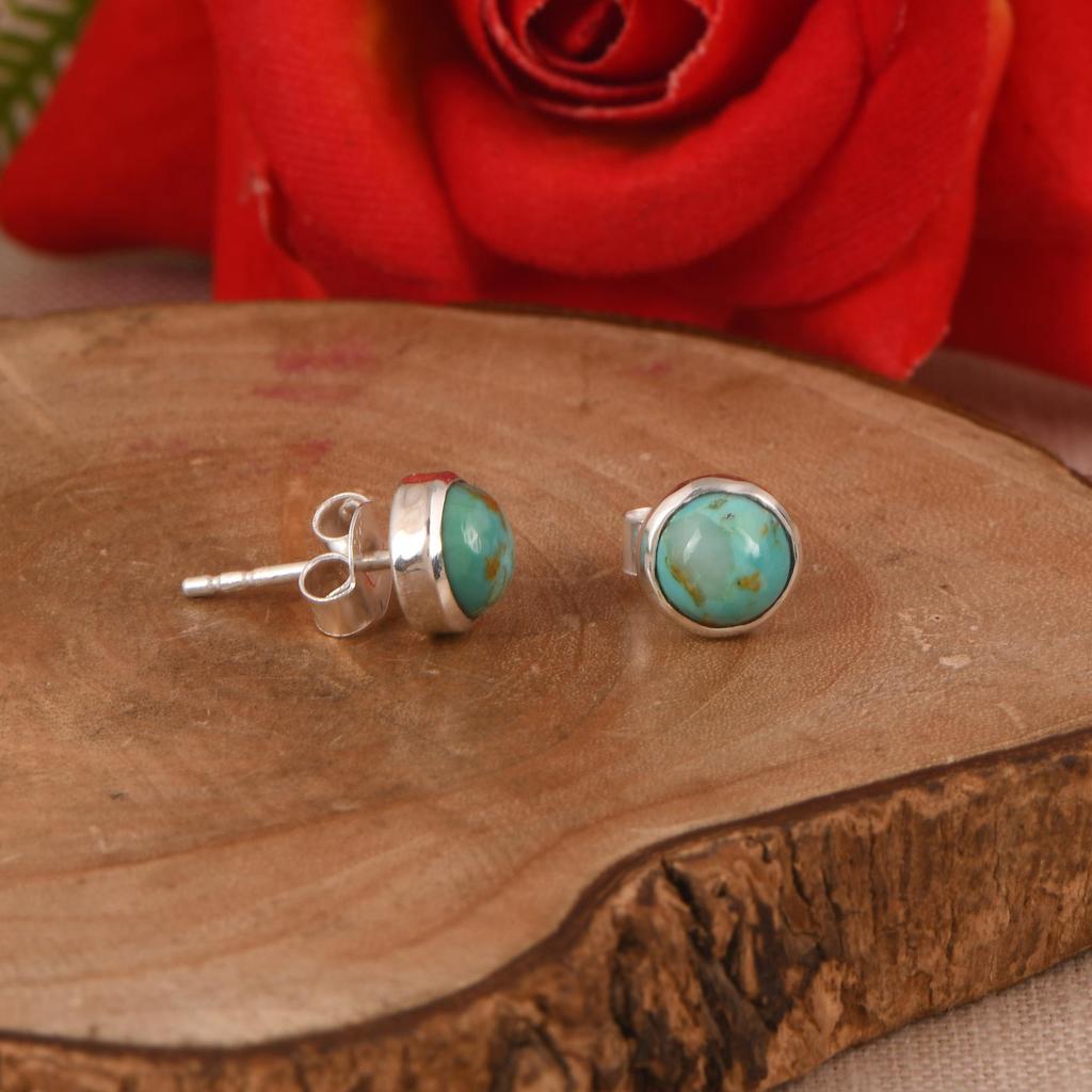 Natural Kingman Turquoise Hammered Stud Earrings.