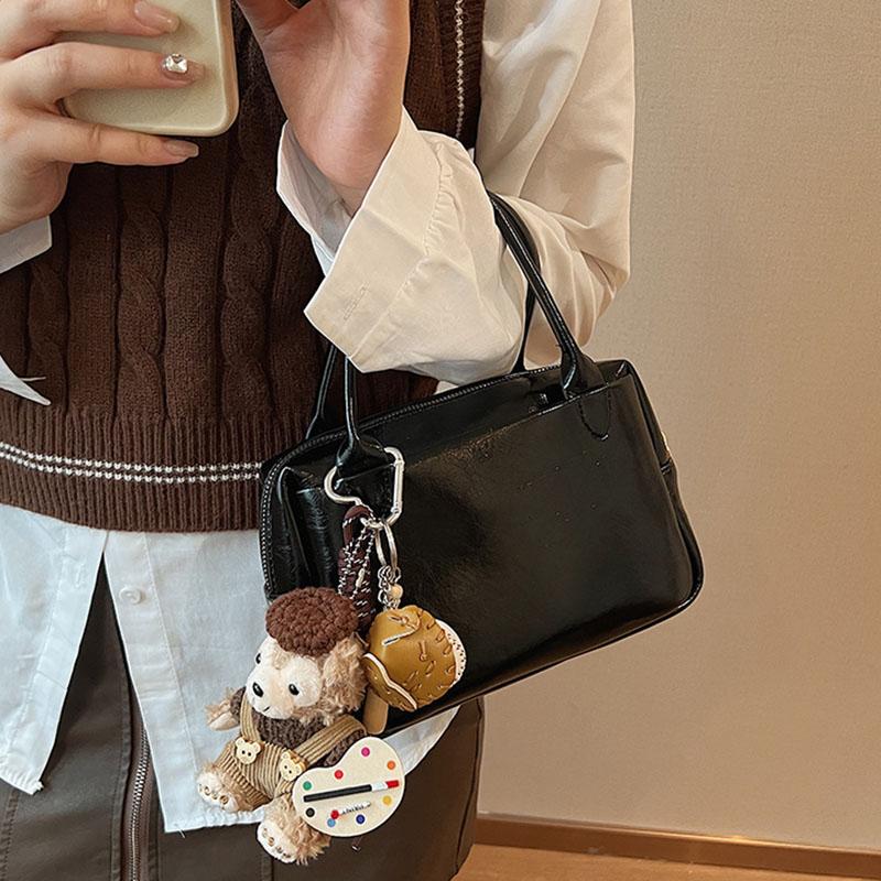 Women's Red Handbags Retro Simple Commuter Small Square Bag New Fashionable Versatile Solid Color Shoulder Crossbody Bags