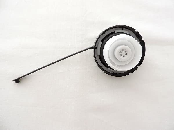 Toyota Motor Corporation Japanese Genuine Toyota Genuine US Spec Fuel Cap with Compatible with Many Vehicles (TOYOTA) [Official Part] Strap,