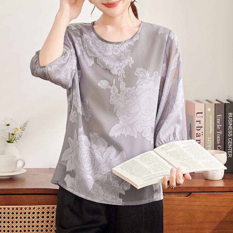 Stylish Round Neck Chiffon Pullover for Moms - Breathable Seven-Sleeve Summer Top for Middle-Aged & Elderly Women