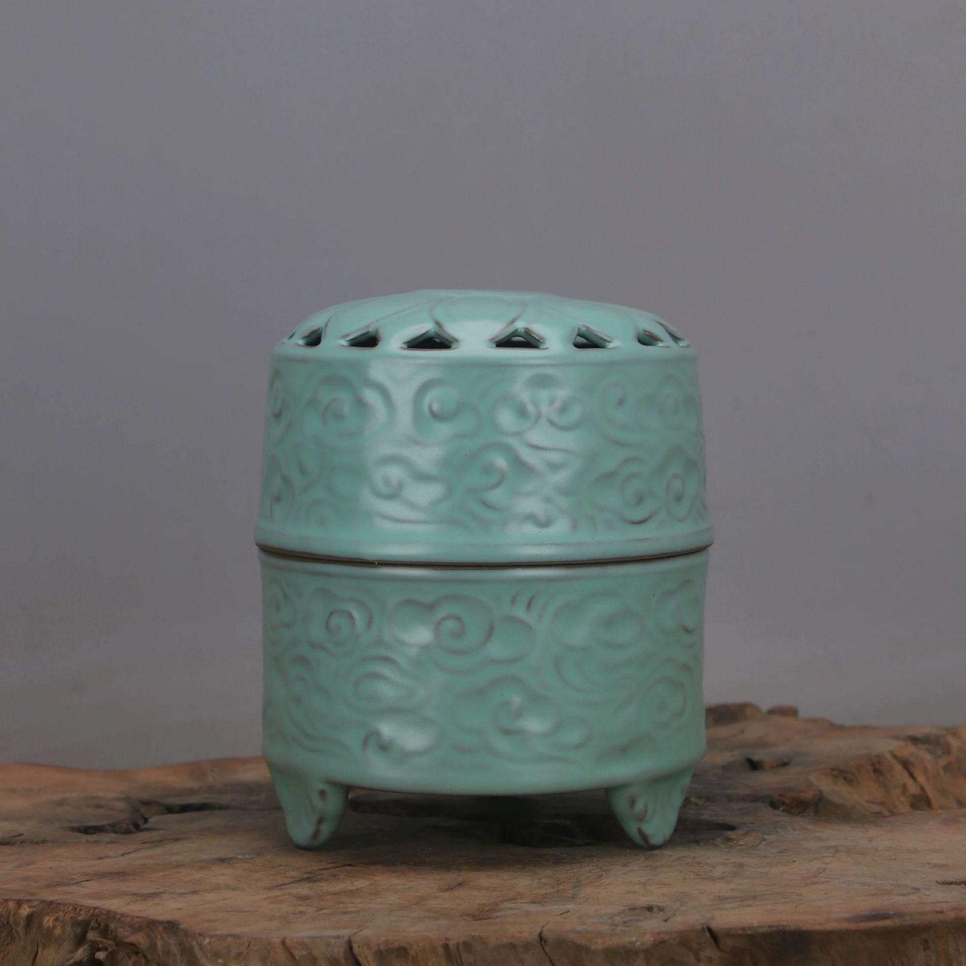 

Song Dynasty Ru Kiln Blue Glaze Lotus Incense Burner with Spur Marks - Antique Porcelain Decorative Collection Piece