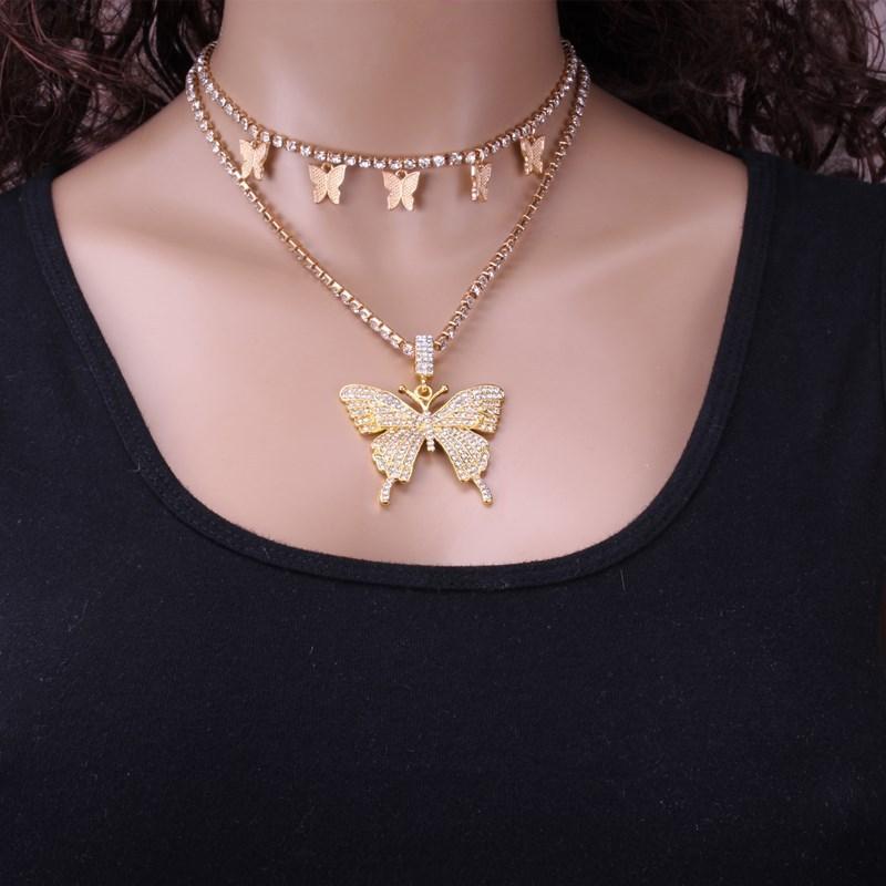 Vintage Geometric Multilayer Necklace With Alloy Pendant For Stylish Women