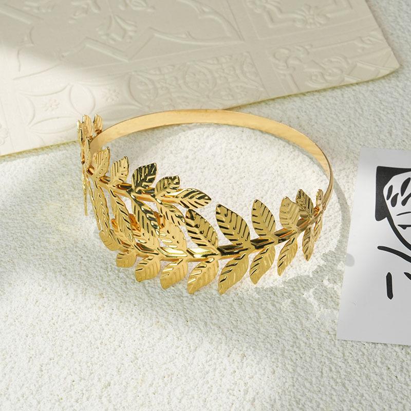 Stylish Leaf Roman Bridal Arm Bracelet: Adjustable Metal Jewelry & Curtain Buckle
