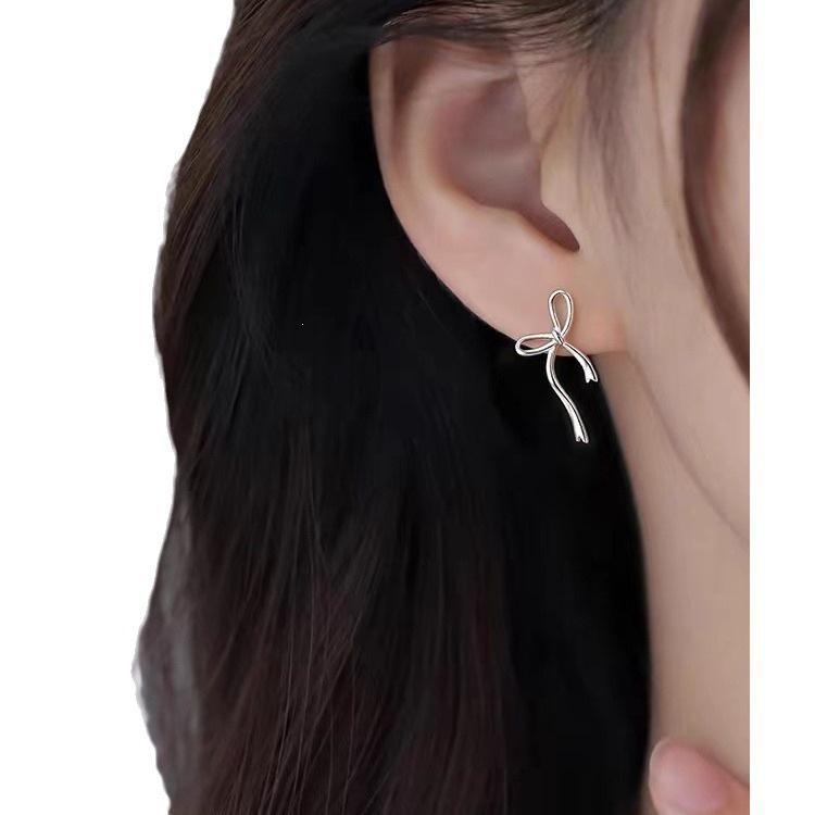 2024 New Luxe Bow Earrings: High-End 925 Sterling Silver Studs for Women