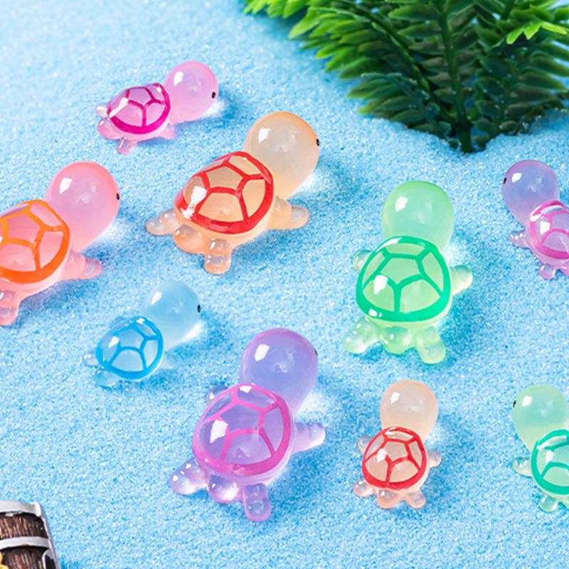 6Pcs/Set Luminous Mini Resin Turtle Car Dashboard Toys Dolls Figures Home Garden Decoration Cartoon Color Car Ornaments Gifts