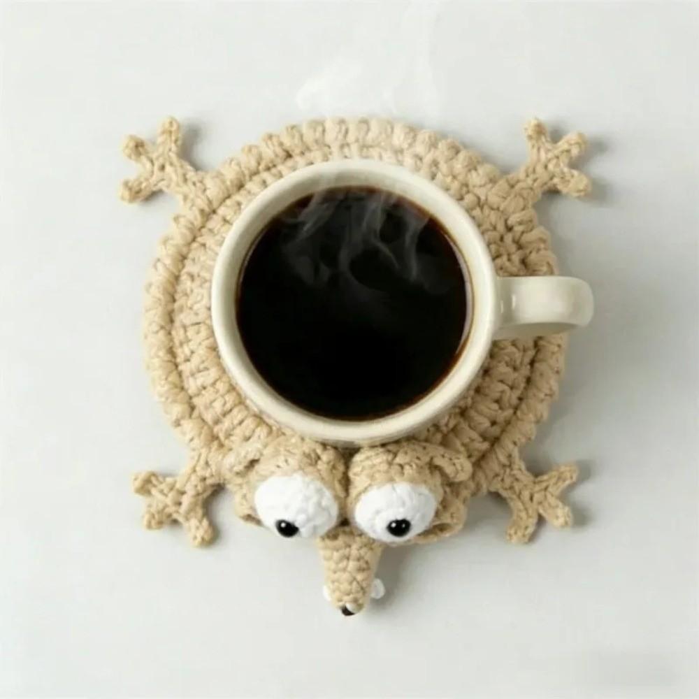Non-Slip Crochet Squirrel Coasters Creative Drink Insulation Pad Water Cup Mat  Restaurant Table