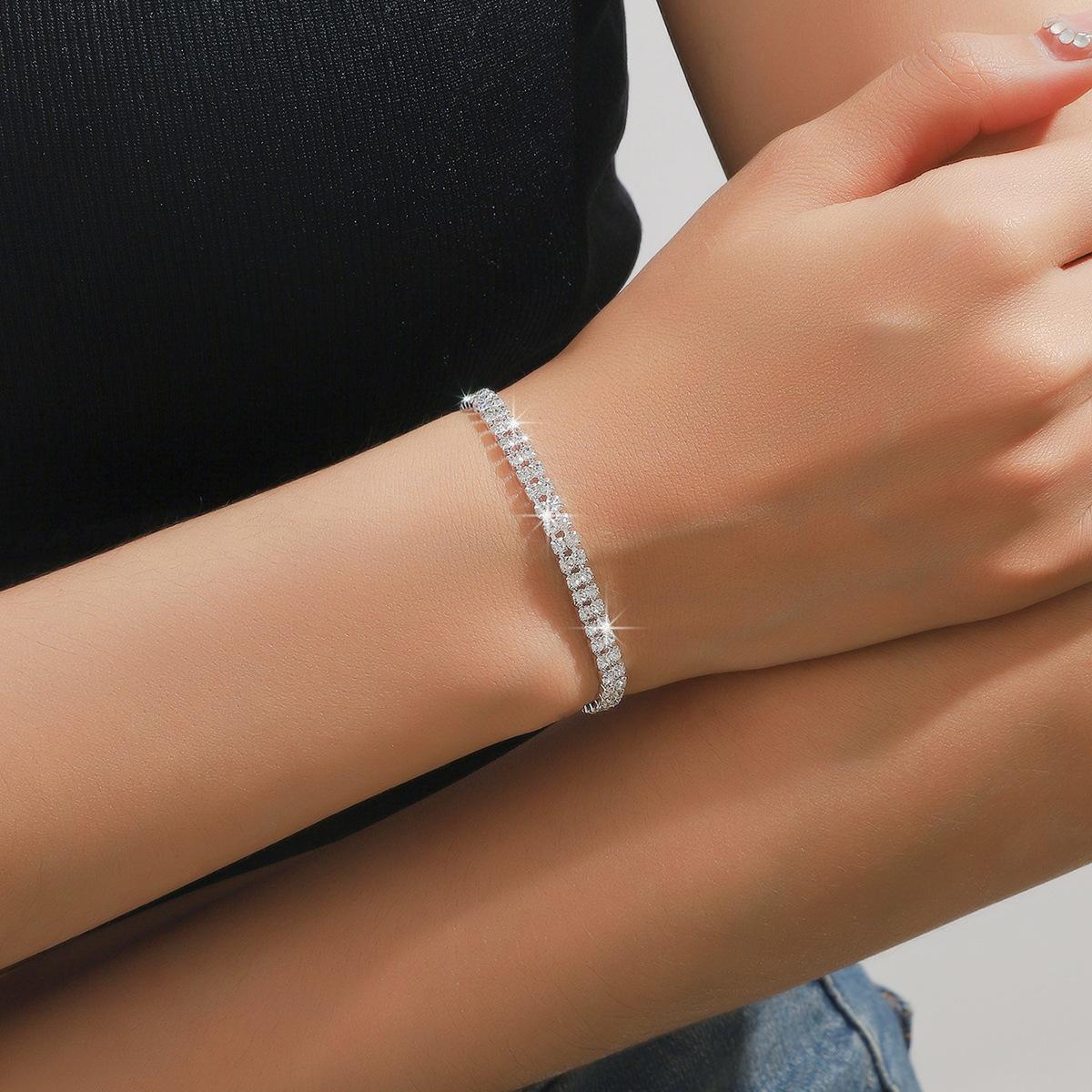 

Свадебный комплект аксессуаров, женские серьги, ожерелье, браслет, комплект из трех предметов, свадебные украшения, роскошные аксессуары высокого класса