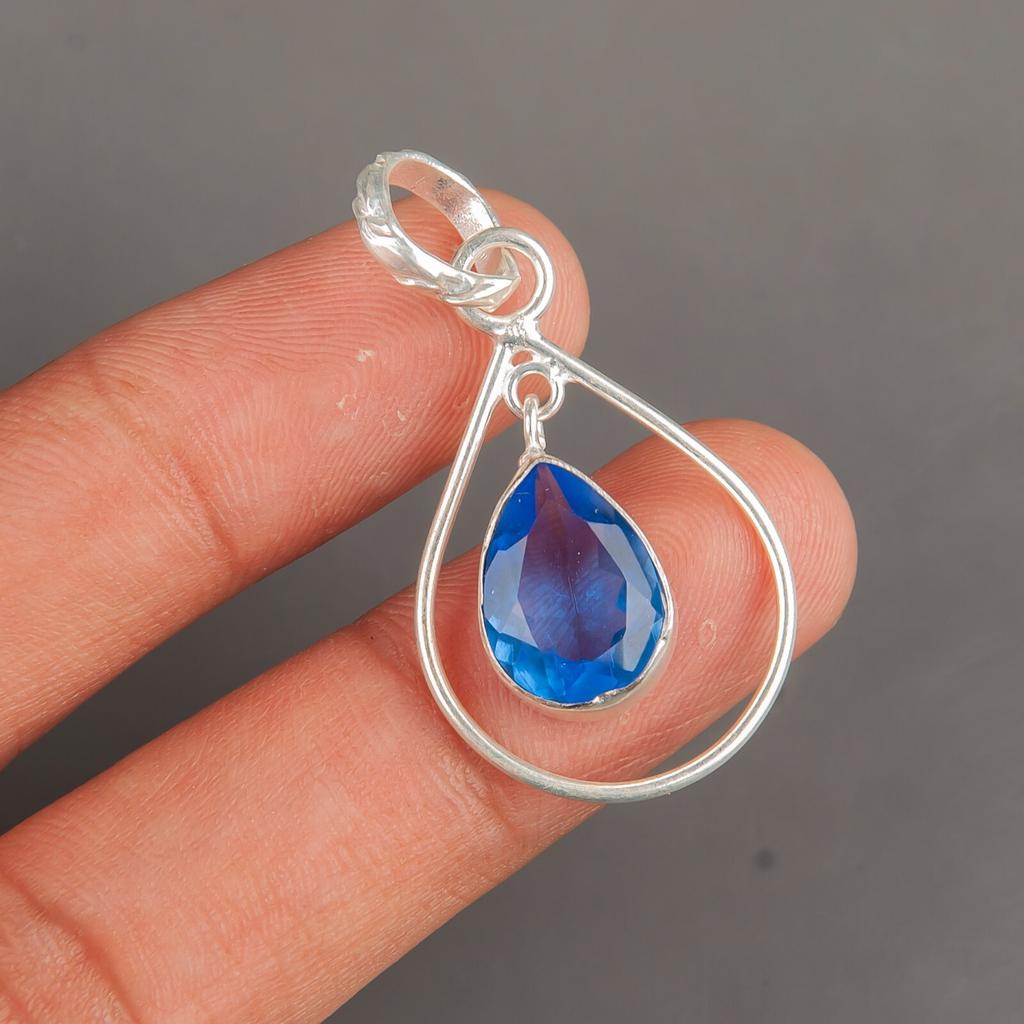 Delicato Zaffiro Tanzanite Gioielli in Argento Sterling 925 Ciondolo Fatto a Mano 1,60" PP-3-6