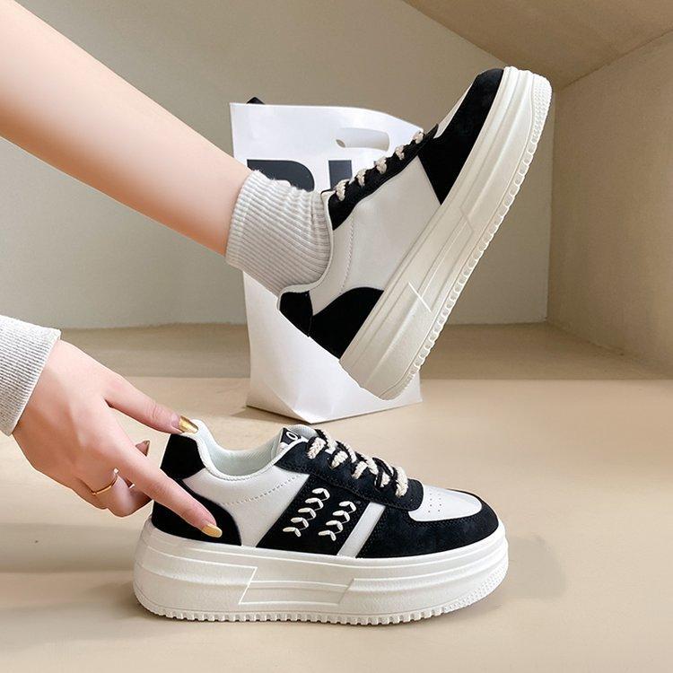 Spring New Platform Platform Heightened Easy Wear Shoes Women's Color Matching Wheat Fashion Casual Exercise Board Shoes Women