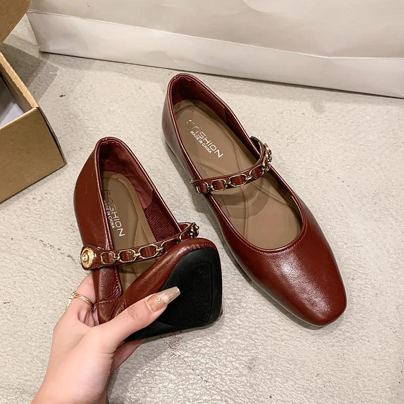 Fashion Retro Low Heel Soft Bottom Comfortable Hundred Mary Jane Shoes Women Shallow Pearl Chain Designer Shoes Black Sexy High Heels