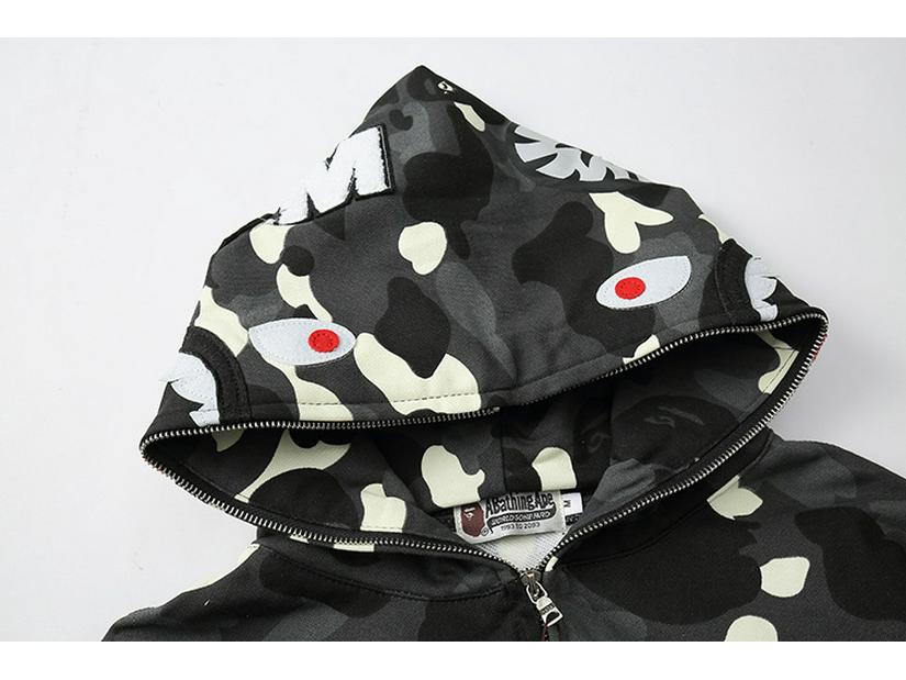 Bluza z kapturem w kamuflażu z plamkami i motywem głowy rekina, Unisex, luźny krój, zapinana na zamek, z długimi rękawami