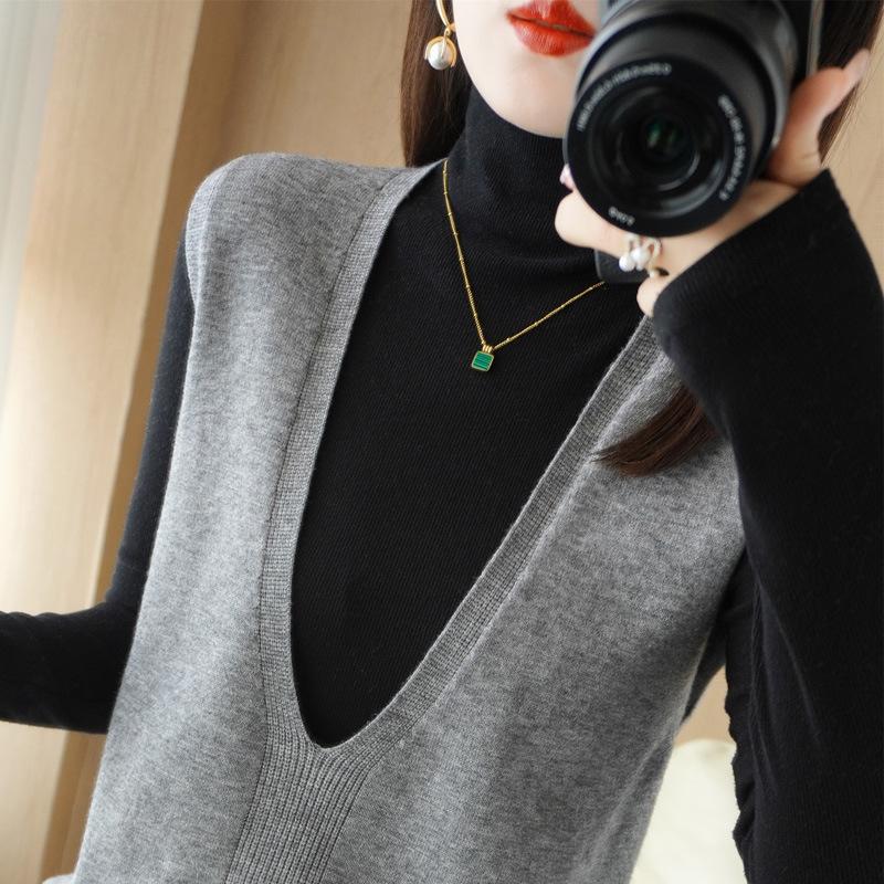 Knitted Sweater Vest Women Waistcoat Autumn Loose Heart Hollow V-Neck Irregular Pullover Vest