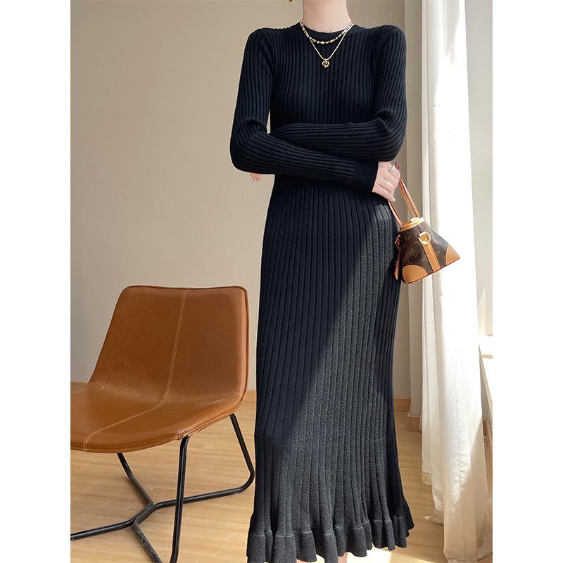 

Элегантное бархатное трикотажное платье с длинным рукавом и кружевным подолом «рыбий хвост» в рубчик XL чёрный