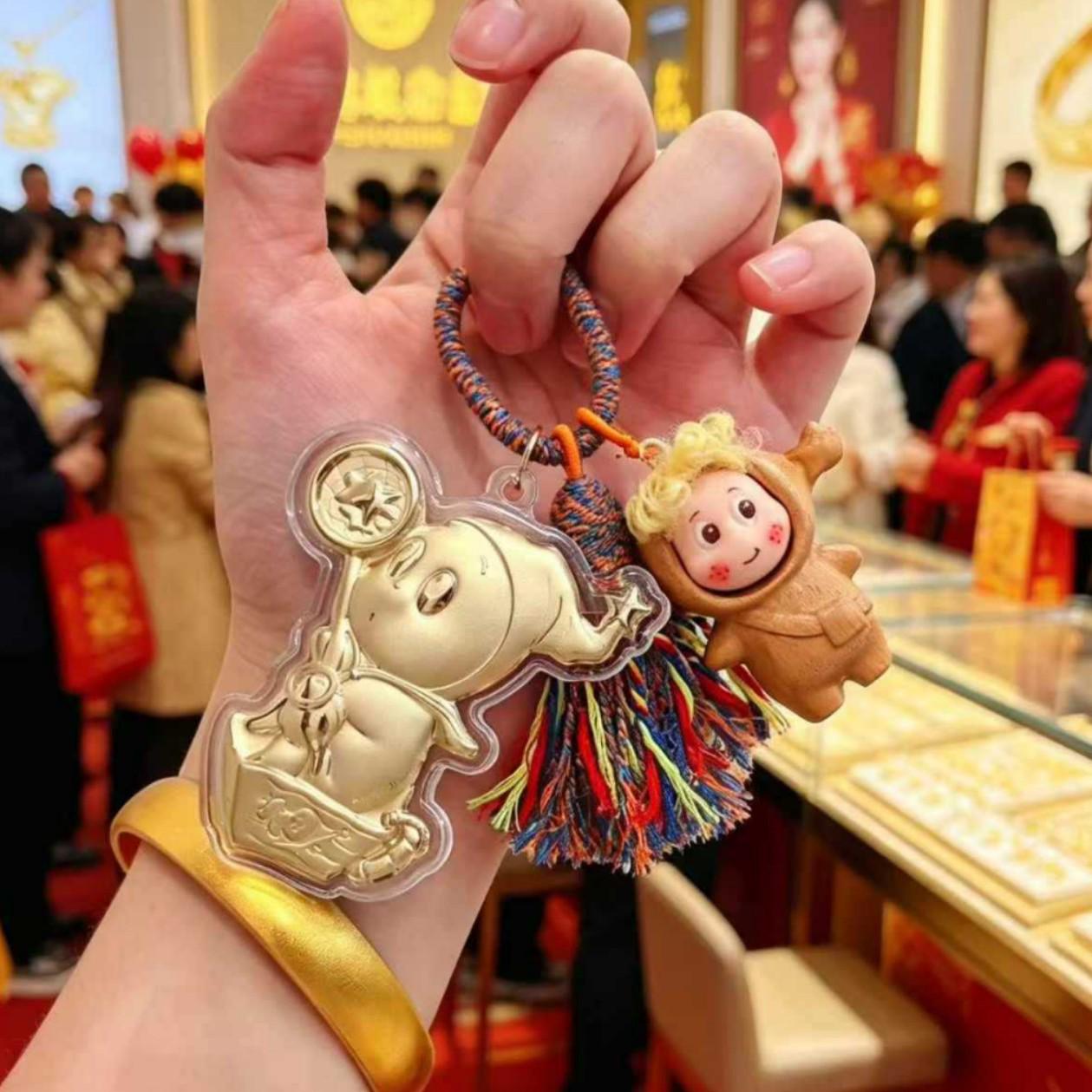 Rainbow Wood Star & Moon Keychain with Tassel – Kids Cartoon Pendant Gift