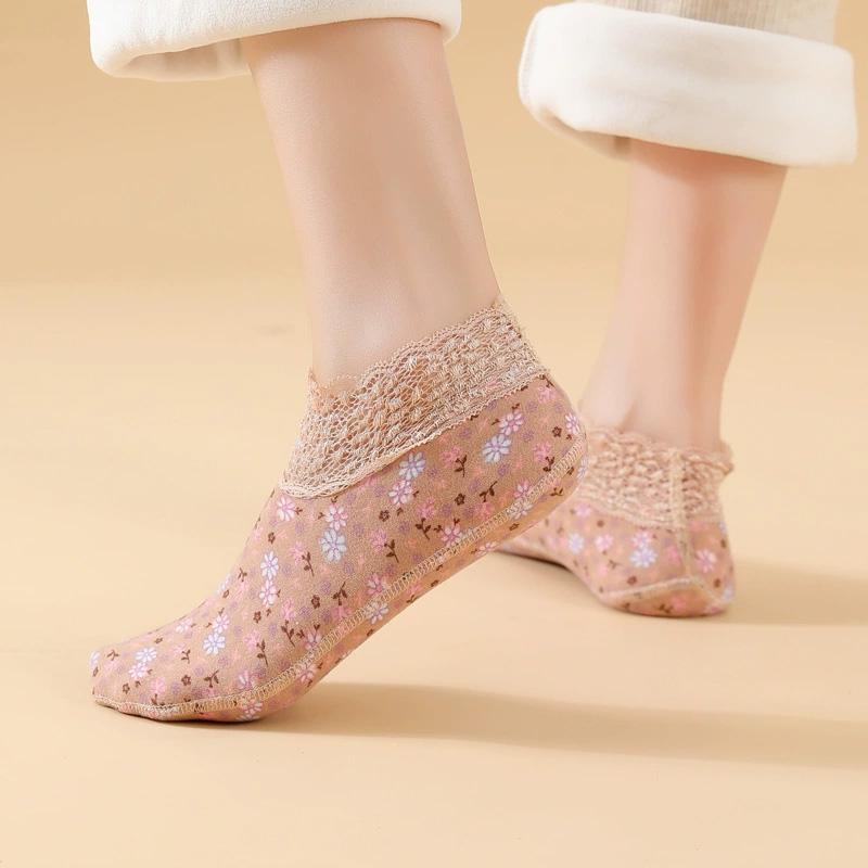 1 Pair Velvet Women Thermal Socks Autumn Winter Low Tube Warm Anti-slip Lace Trim Floor Socks