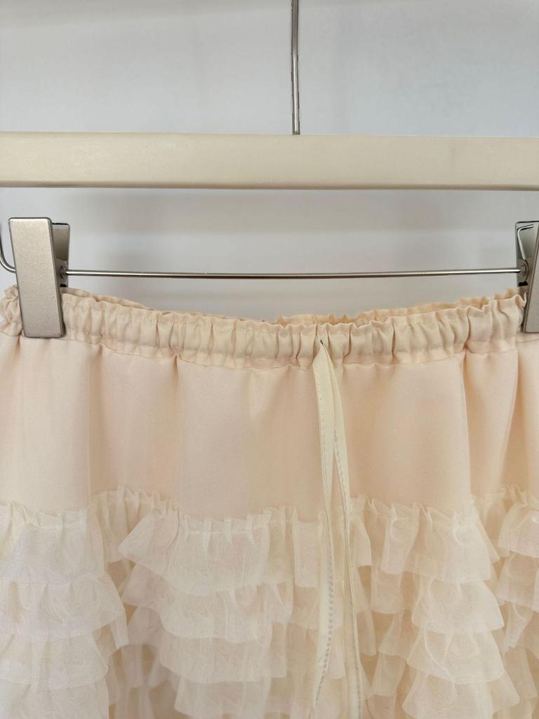 Fluffy European Layered A-line Midi Skirt: Fashionable & Versatile for Commuting