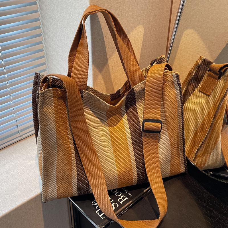 Korean Version Canvas Shoulder Messenger Bag 2025 Autumn and Winter New Striped Large-capacity Student Tote Bag Fashion Shopping Bag