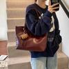 High-end minimalist autumn and winter large capacity bag for women elegant and versatile fashion bag