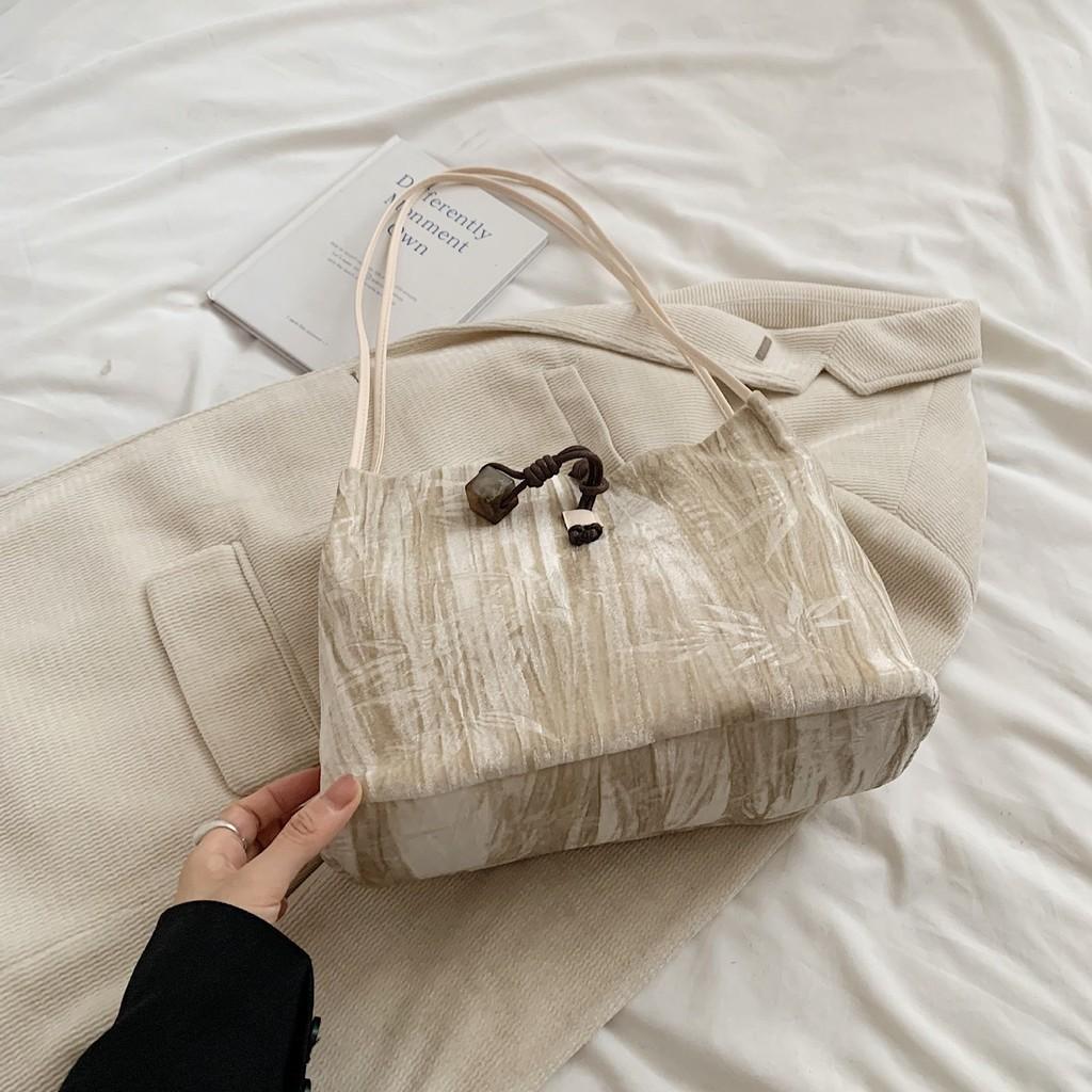 Trendy New Style Tote Bag For Women Spacious Summer Shoulder Bag In Multiple Colors