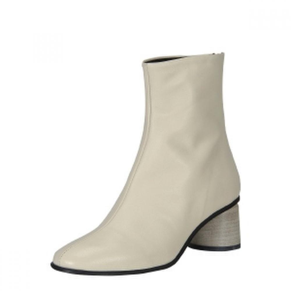 

Riccio Anna Women S Leather Ankle bootS hS23hal001iv IV/385_250