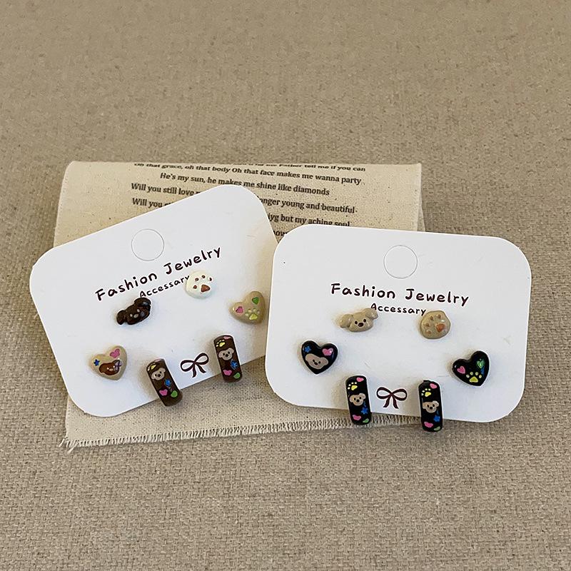 Cartoon Bear Heart Drip Oil Stud Earrings: Sweet, Versatile Fashion for Women